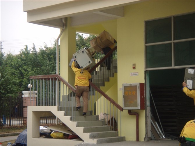 花都区搬家公司:天虹总部搬家